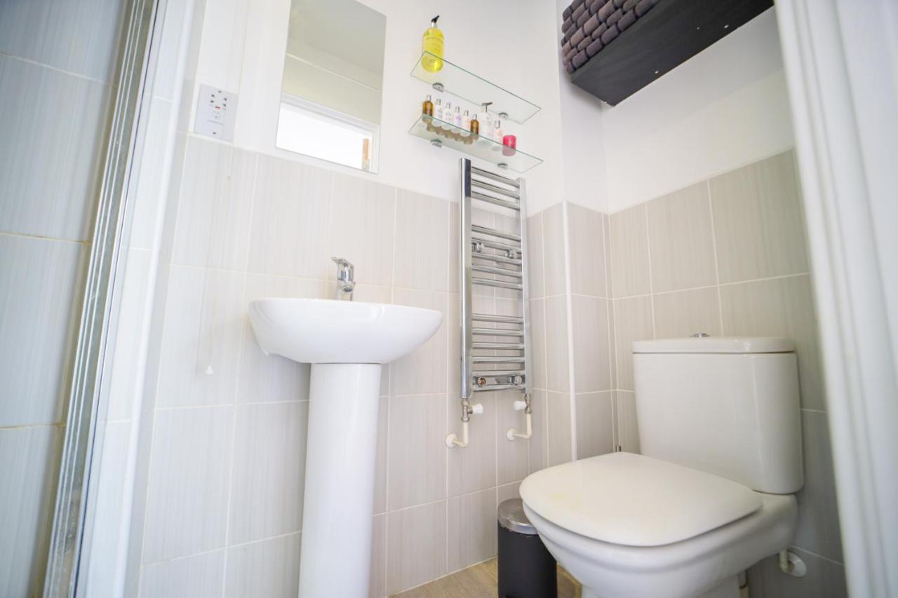 3 Bedroom House In Birmingham City Centre - Sleeps 6 Exteriör bild